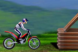UNA SCHERMATA DELLA GARA MOTO TRIAL